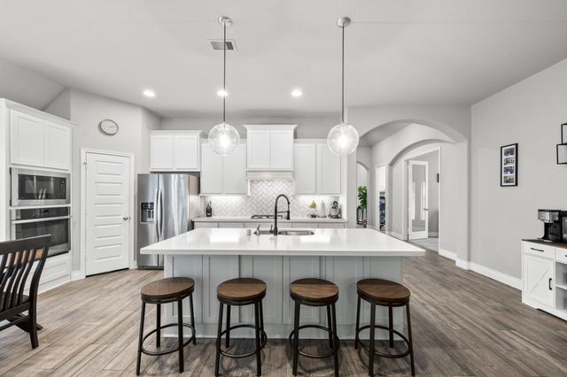 8136 Tyrell Heights Drive, Magnolia, TX 77354
