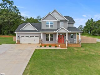 702 Ratchford Lane, Wellford, SC 29385