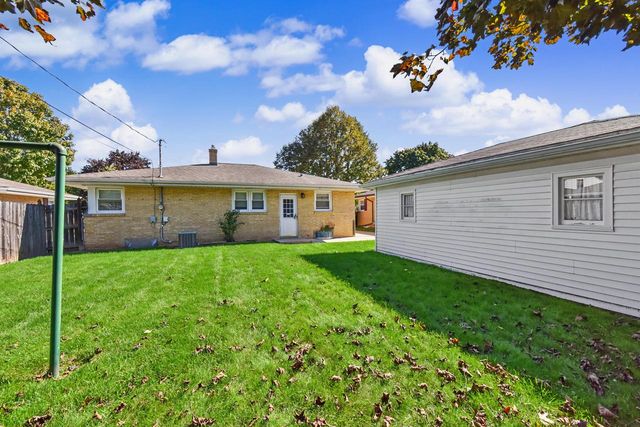 3642 Charles STREET, Racine, WI 53402