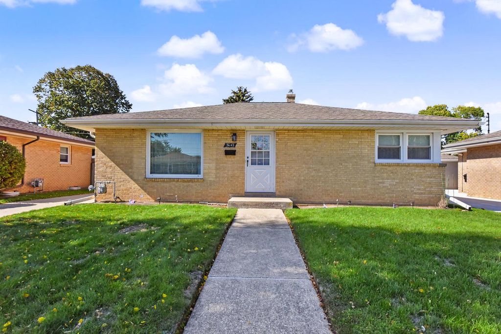 3642 Charles STREET, Racine, WI 53402