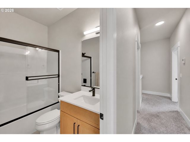 8864 Sw Serenity Ter, Beaverton, OR 97007