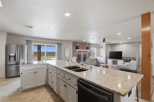 19141 Cottonwood Acres, Kingfisher, OK 73750