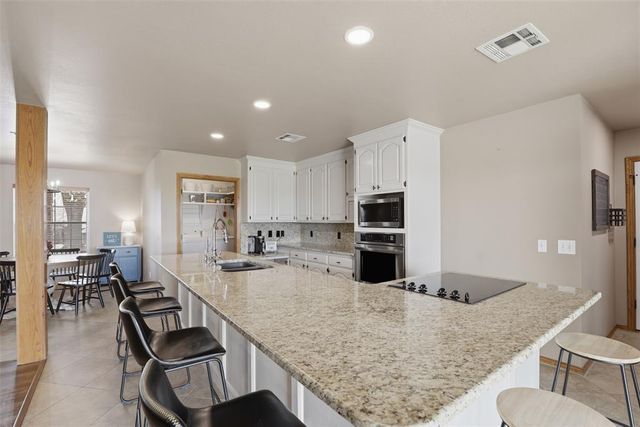 19141 Cottonwood Acres, Kingfisher, OK 73750