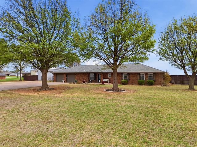 19141 Cottonwood Acres, Kingfisher, OK 73750