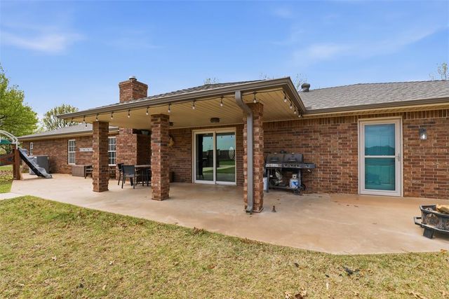 19141 Cottonwood Acres, Kingfisher, OK 73750