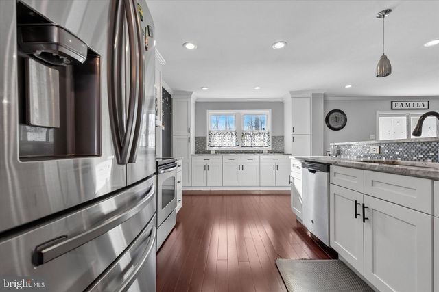 1126 PLOWSHARE RD, Blue Bell, PA 19422