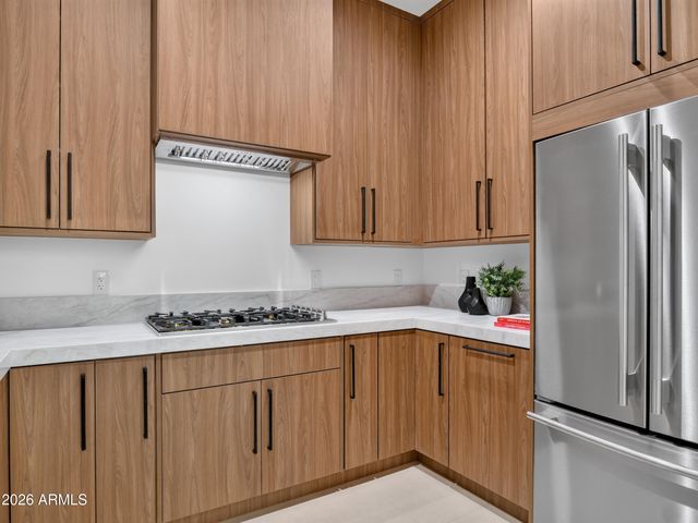 8501 E MALCOMB Drive, Scottsdale, AZ 85250