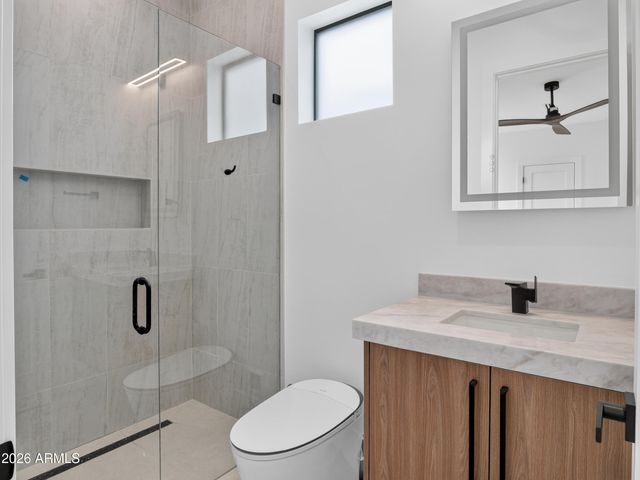 8501 E MALCOMB Drive, Scottsdale, AZ 85250