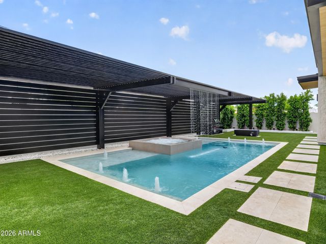 8501 E MALCOMB Drive, Scottsdale, AZ 85250
