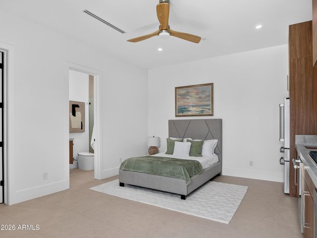 8501 E MALCOMB Drive, Scottsdale, AZ 85250