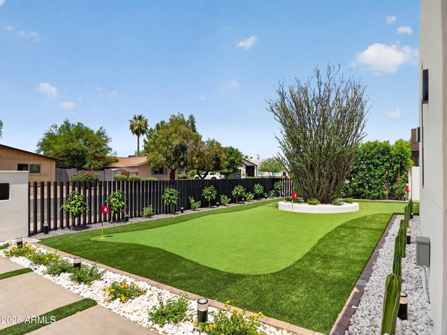 8501 E MALCOMB Drive, Scottsdale, AZ 85250