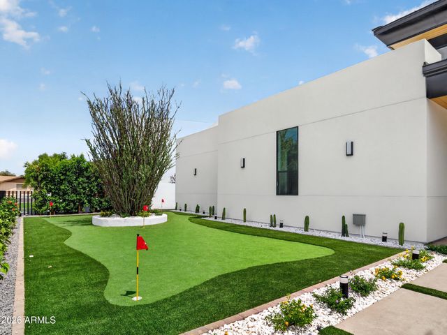 8501 E MALCOMB Drive, Scottsdale, AZ 85250