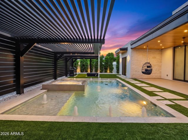 8501 E MALCOMB Drive, Scottsdale, AZ 85250