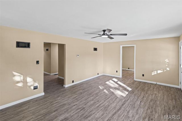 615 Broadway, East Alton, IL 62024