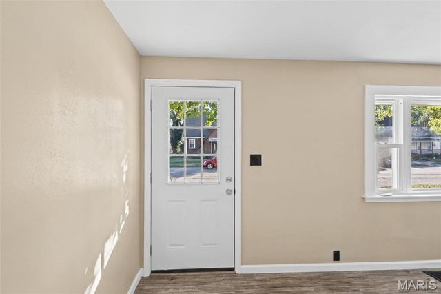615 Broadway, East Alton, IL 62024