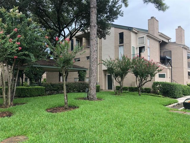 10855 Meadowglen Lane 1108, Houston, TX 77042