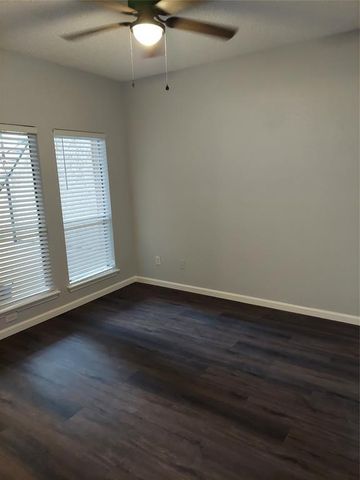 10855 Meadowglen Lane 1108, Houston, TX 77042