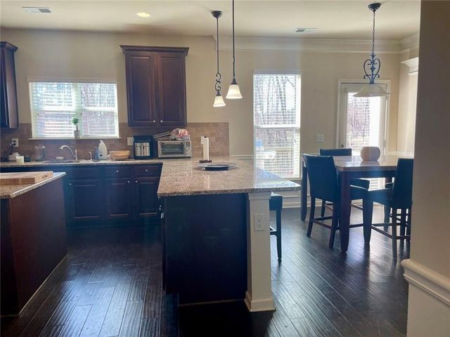 30 Silver Peak Drive, Covington, GA 30016