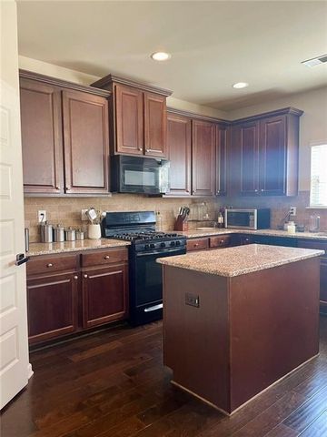 30 Silver Peak Drive, Covington, GA 30016