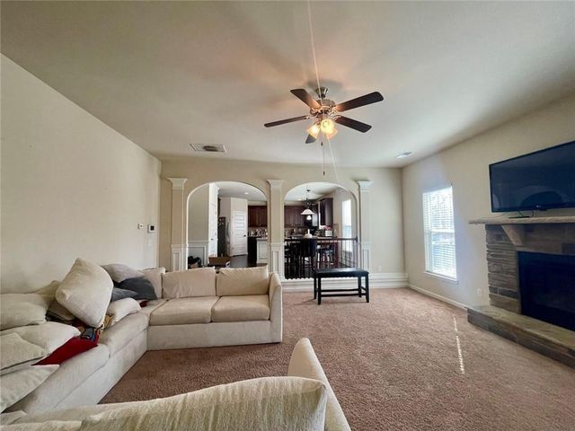 30 Silver Peak Drive, Covington, GA 30016