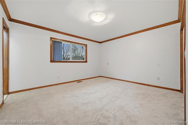 37625 Ryan Road, Sterling Heights, MI 48310