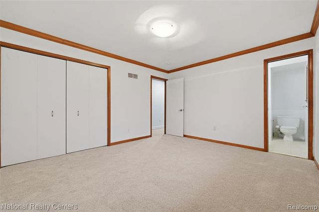 37625 Ryan Road, Sterling Heights, MI 48310