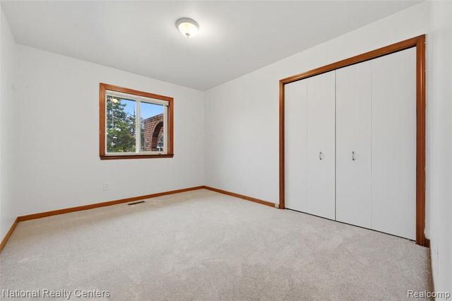 37625 Ryan Road, Sterling Heights, MI 48310