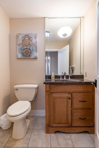 9832 Twin Creek Boulevard, Munster, IN 46321