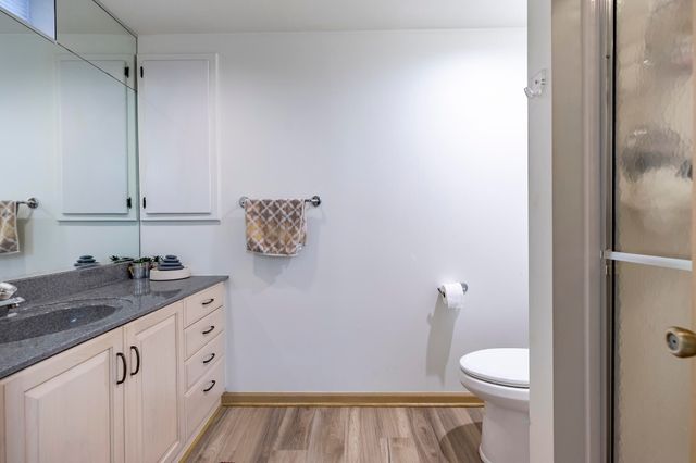 9832 Twin Creek Boulevard, Munster, IN 46321