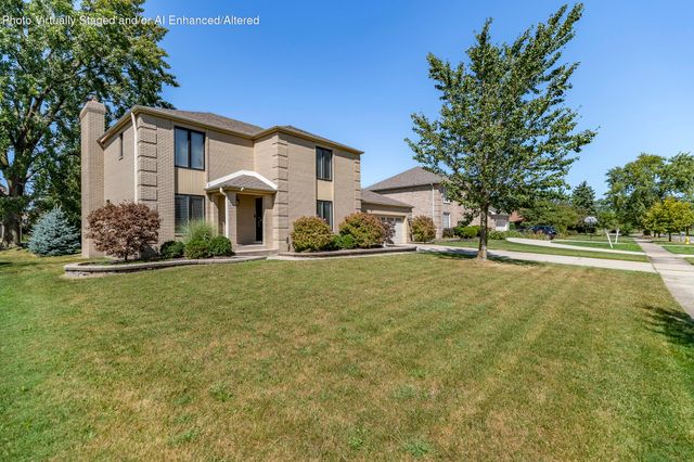 9832 Twin Creek Boulevard, Munster, IN 46321