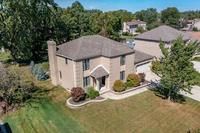 9832 Twin Creek Boulevard, Munster, IN 46321