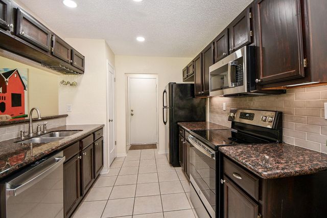 4027 Blacksmith Lane, Sugar Land, TX 77479