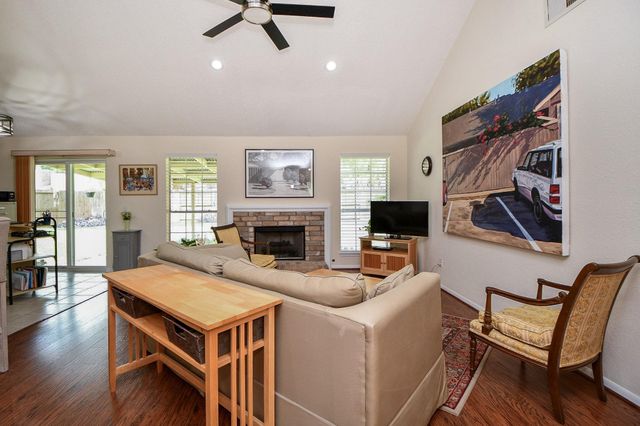 4027 Blacksmith Lane, Sugar Land, TX 77479