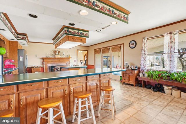 1106 EASY RD, Carlisle, PA 17015