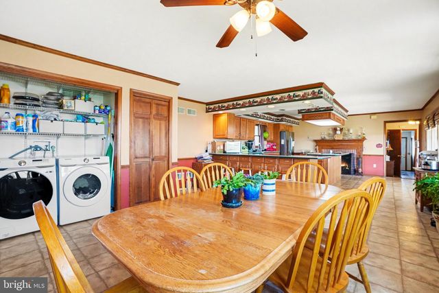 1106 EASY RD, Carlisle, PA 17015