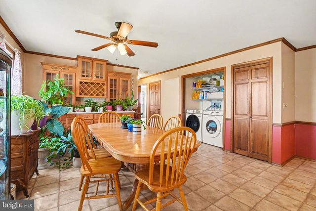 1106 EASY RD, Carlisle, PA 17015