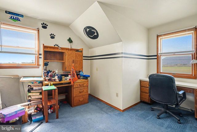 1106 EASY RD, Carlisle, PA 17015