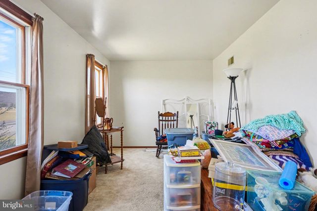 1106 EASY RD, Carlisle, PA 17015