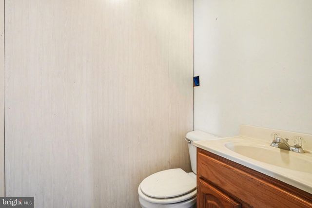 1106 EASY RD, Carlisle, PA 17015