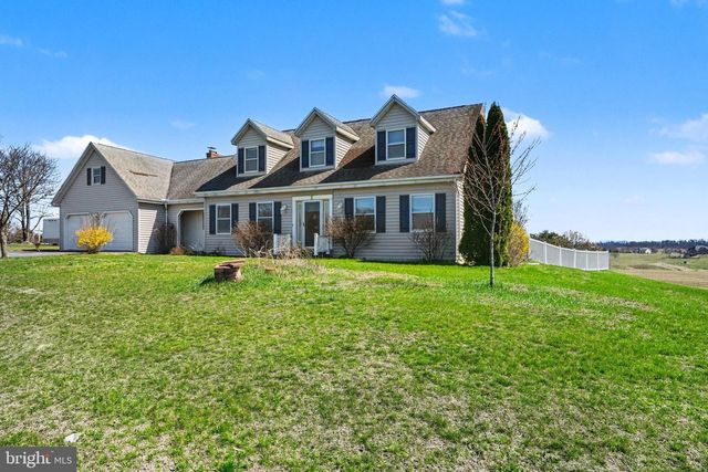 1106 EASY RD, Carlisle, PA 17015