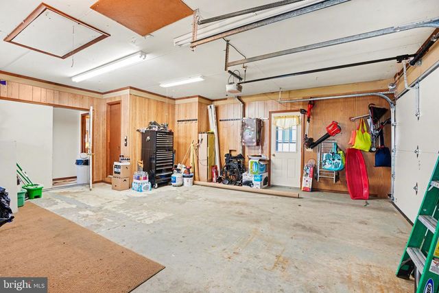 1106 EASY RD, Carlisle, PA 17015