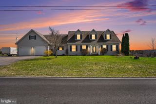 1106 EASY RD, Carlisle, PA 17015