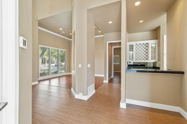 6020 Parksedge Lane, Dallas, TX 75252