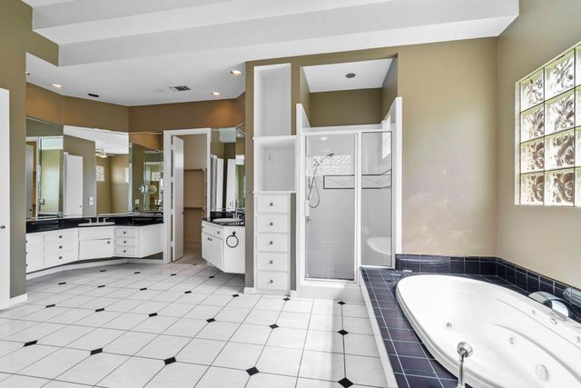 6020 Parksedge Lane, Dallas, TX 75252