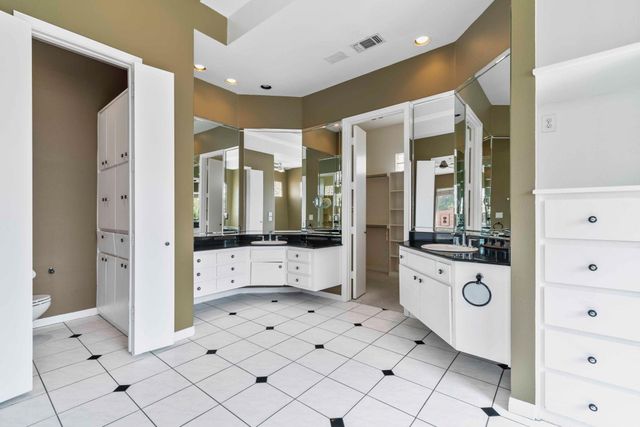 6020 Parksedge Lane, Dallas, TX 75252