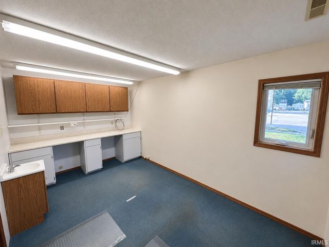 3718 Lincolnway East, Mishawaka, IN 46544