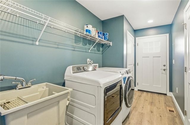 745 Dave Nix Road, Seneca, SC 29678