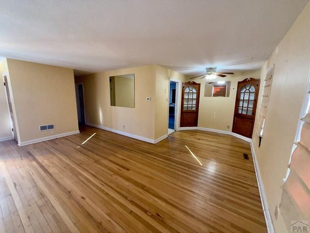 2724 7th Ave, Pueblo, CO 81003