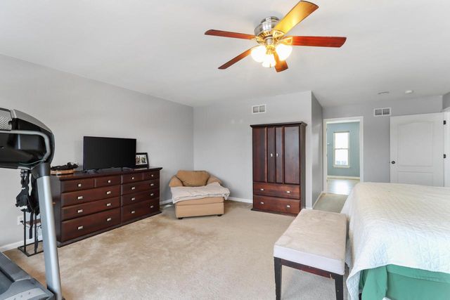 920 N Hearthstone STREET, Elkhorn, WI 53121