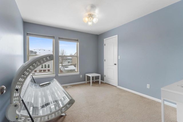 920 N Hearthstone STREET, Elkhorn, WI 53121